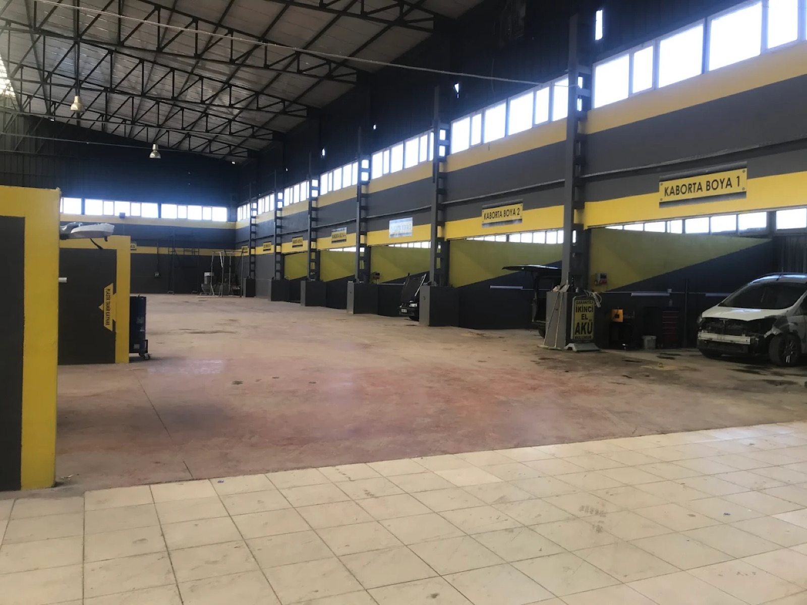 Fabrika Oto Servis Edremit geniş kapsamlı oto servis tesisi